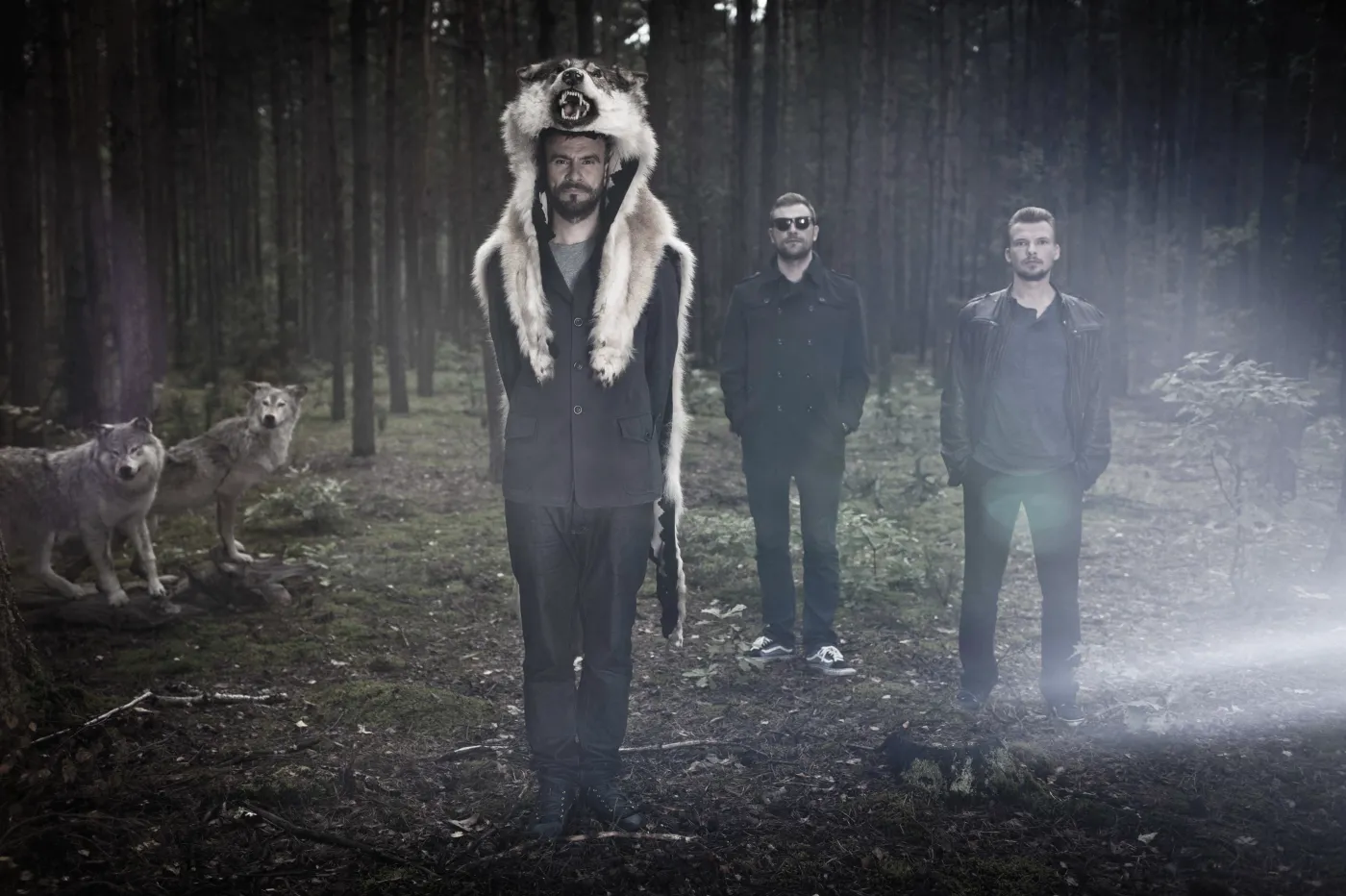 Bracia Waglewscy jako Kim Nowak przedstawiają swego "Wilka"