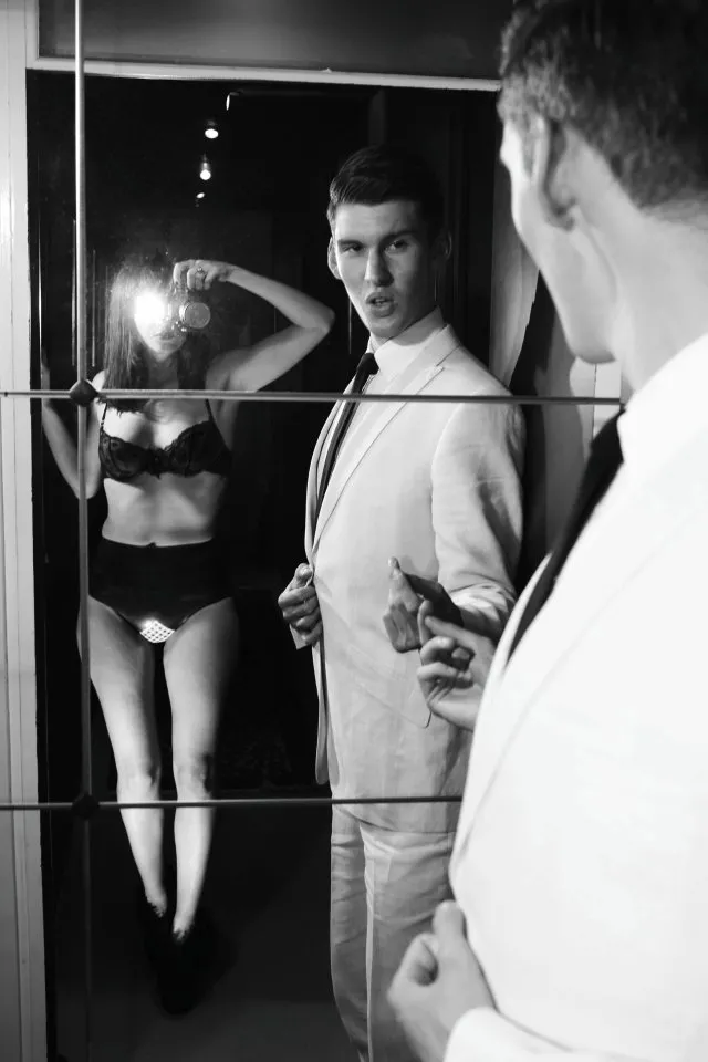 4828364-willy-moon.jpg
