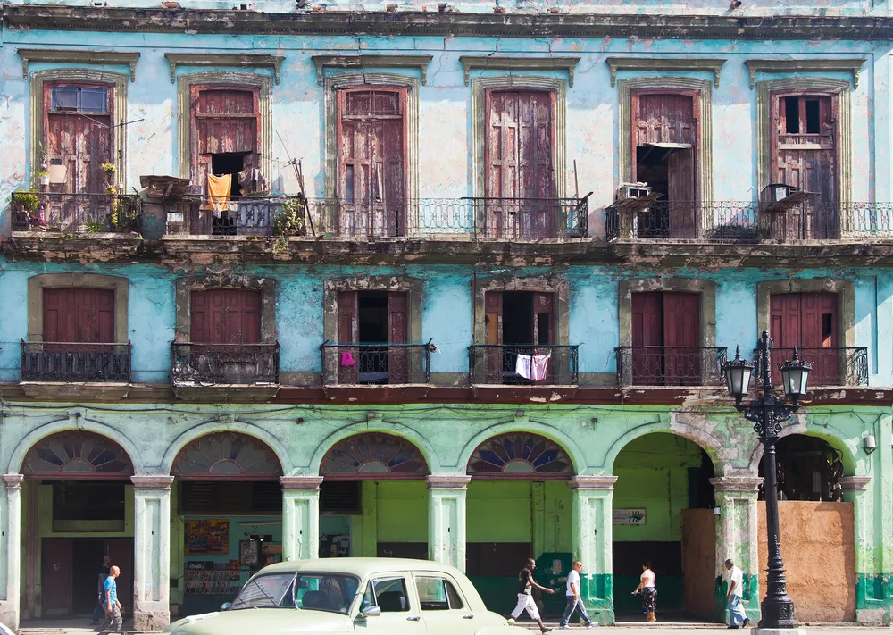 5029266-kuba-hawana.jpg