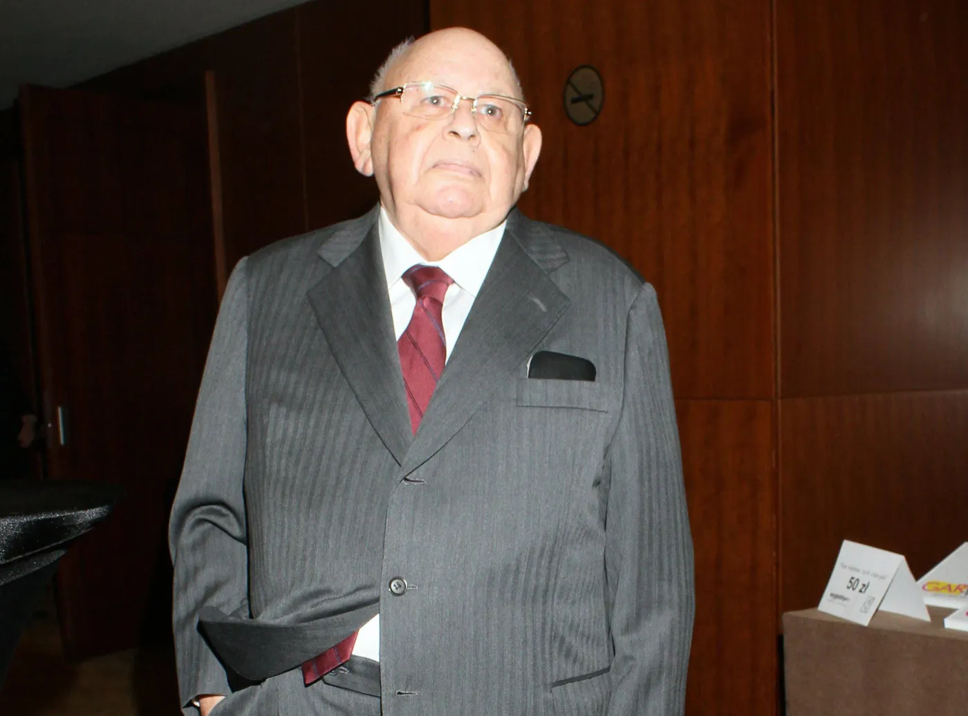 Urban do Tuska: Przepraszam, że przeze mnie robi pan z siebie idiotę