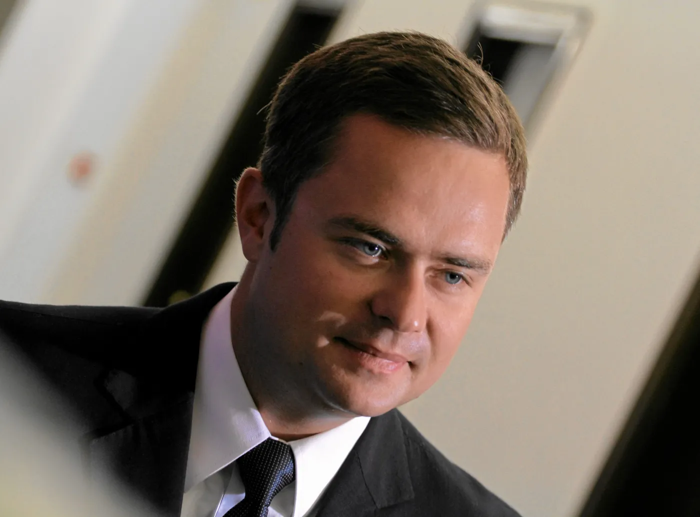 Dzika awantura w radiu. Politycy wykorzystali śmierć dziecka