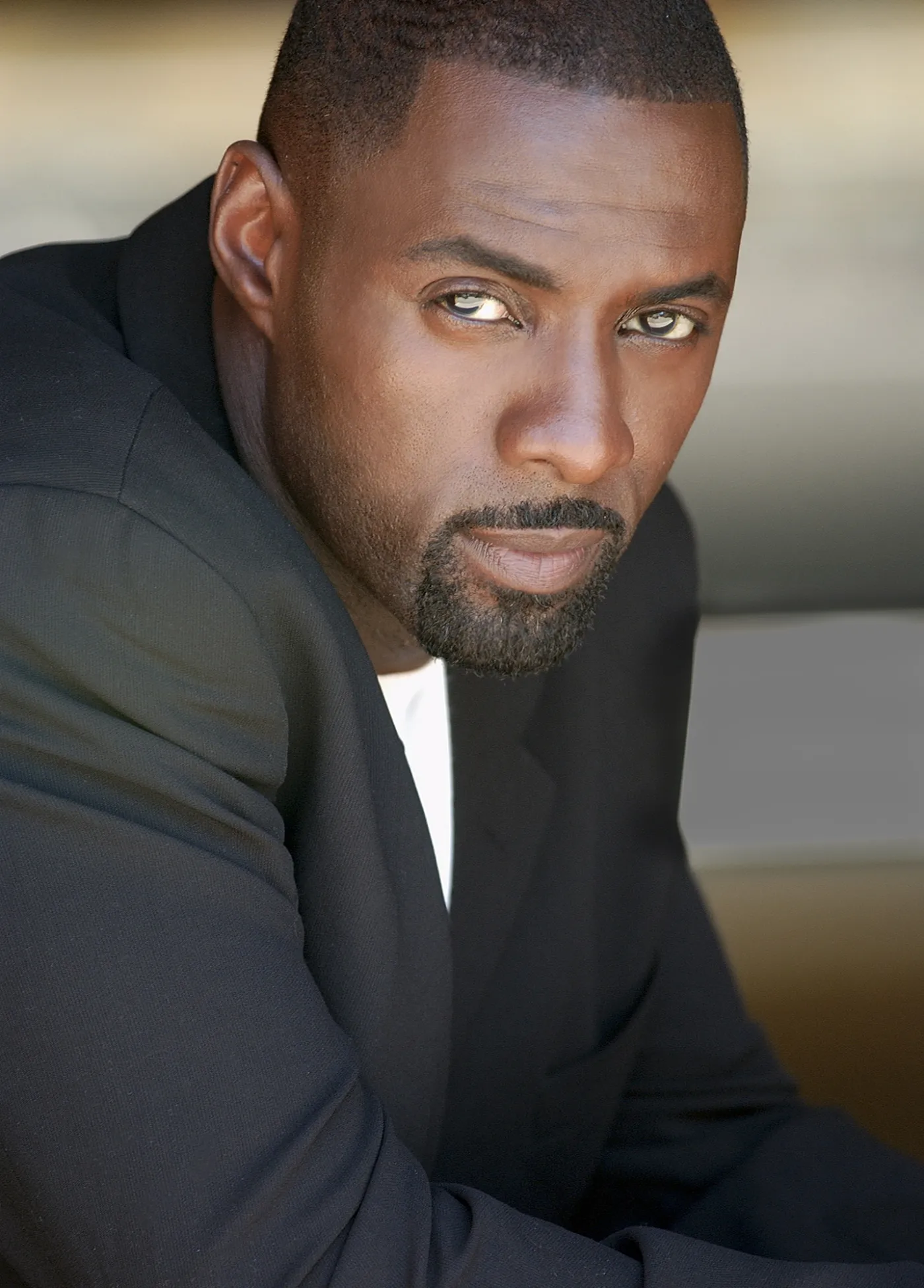 4708505-idris-elba.jpg