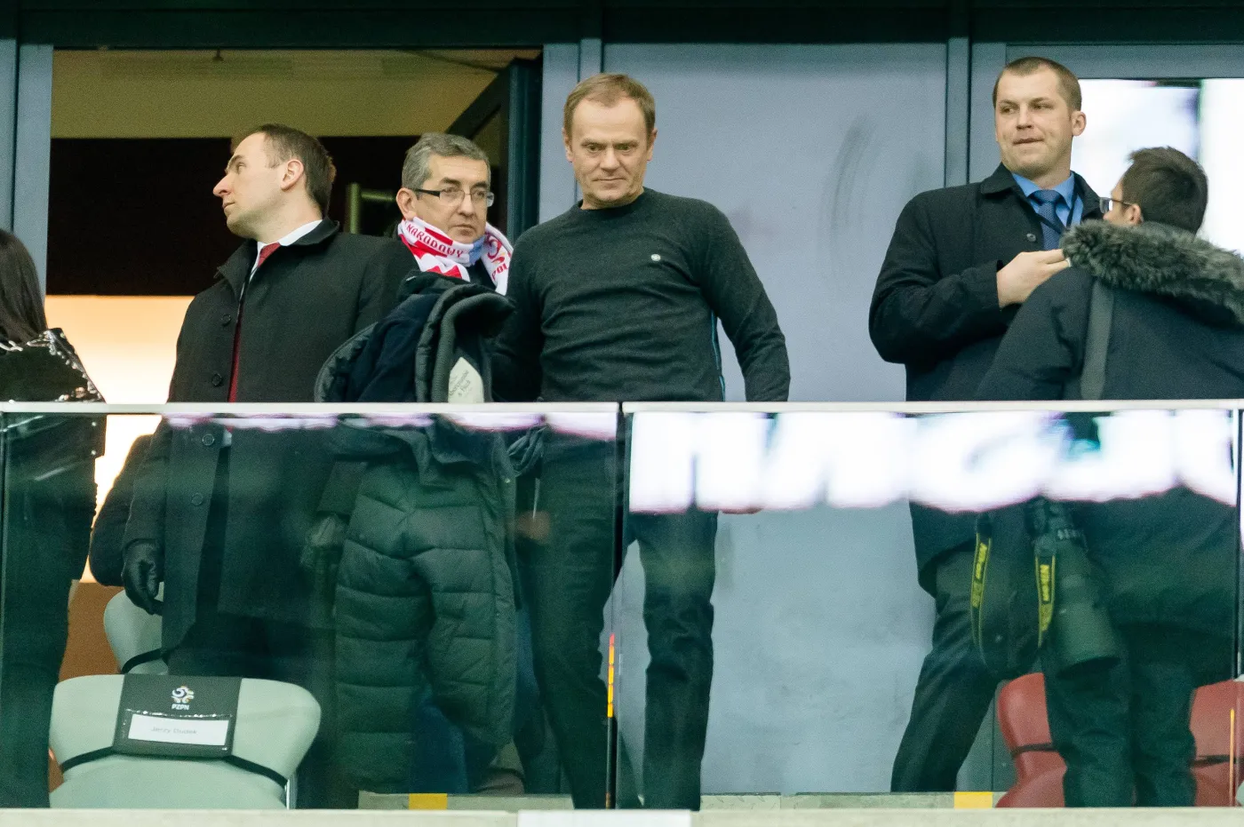 Donald Tusk zagotował się na meczu z San Marino. ZDJĘCIA