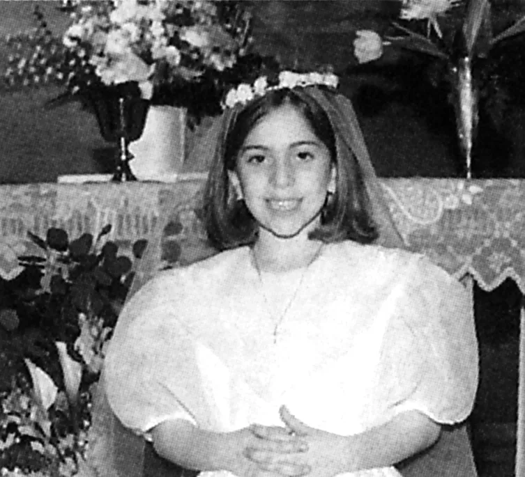 Aniołek, który wyrósł na skandalistkę: Lady Gaga na ZDJĘCIACH Z DZIECIŃSTWA!