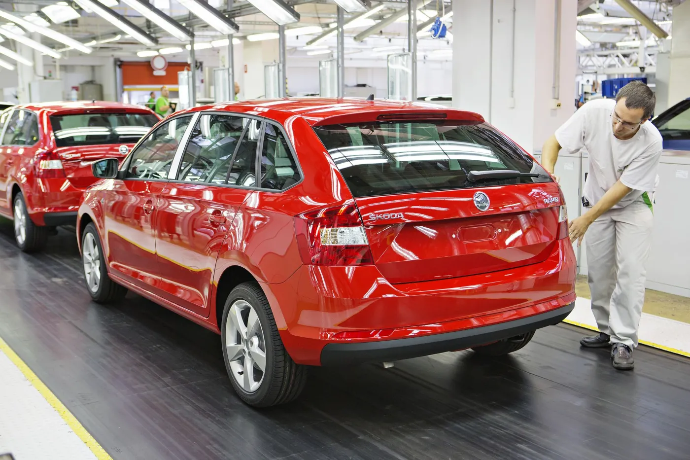 5364339-130822-skoda-rapid-spaceback-production-001.jpg
