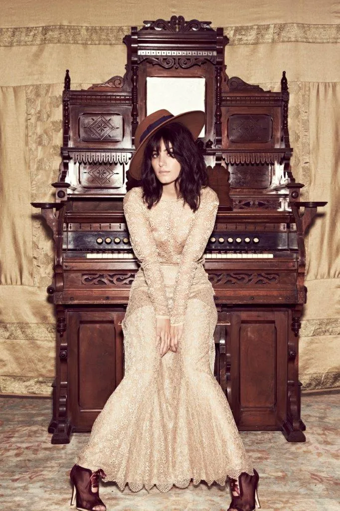 5496250-katie-melua.jpg