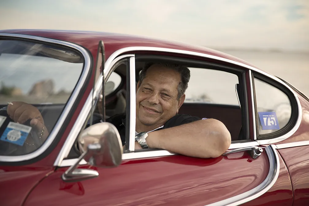 Takich aut już nie robią! Zobacz samochód z największym przebiegiem na świecie