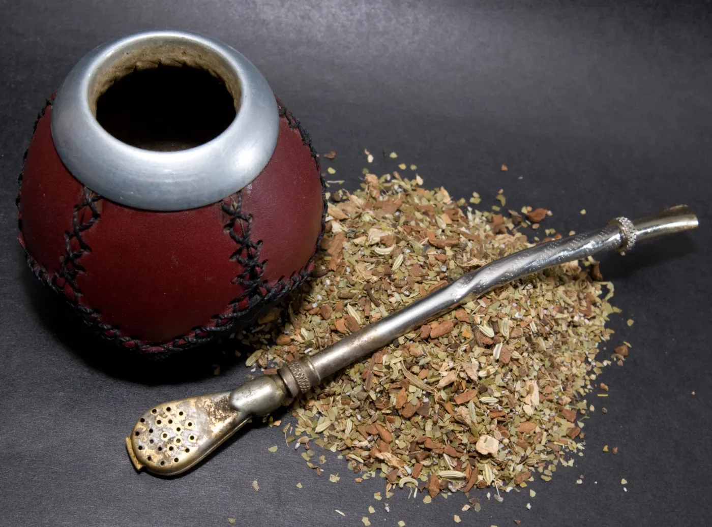 5725887-yerba-mate.jpg