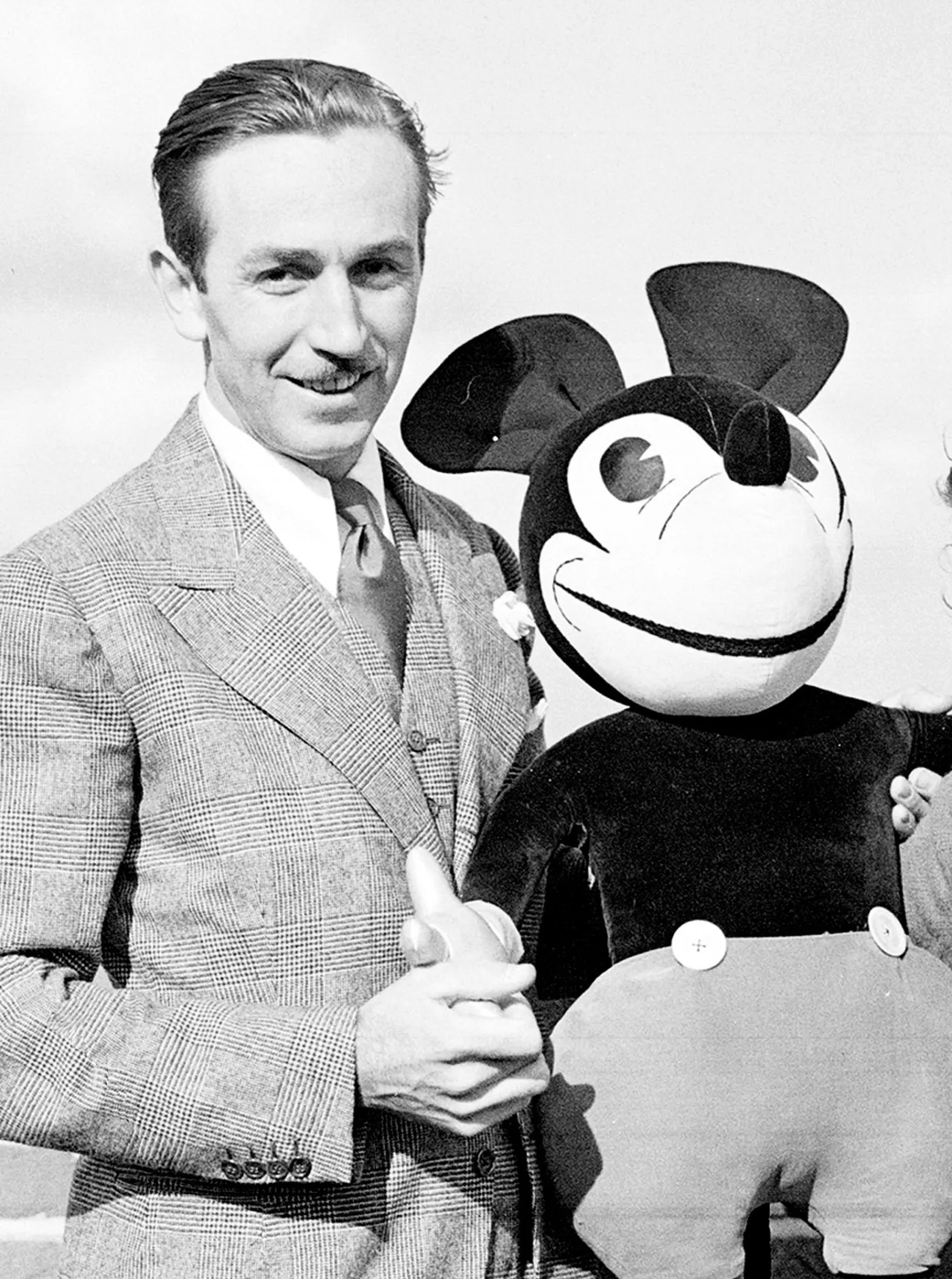 5860609-walt-disney.jpg