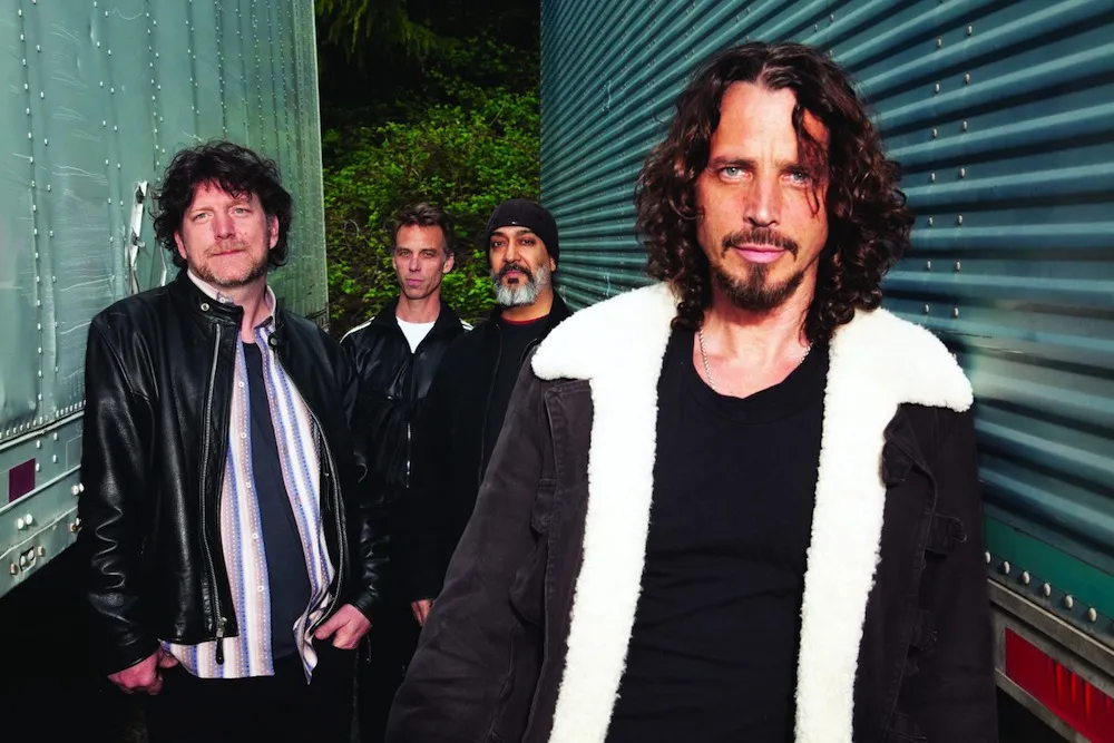 4243257-soundgarden.jpg