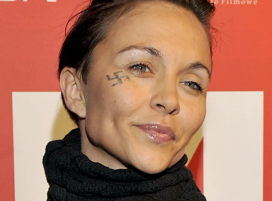 Celebrytka ze swastyką na twarzy: Nie jestem nazistką. Jestem Żydówką!
