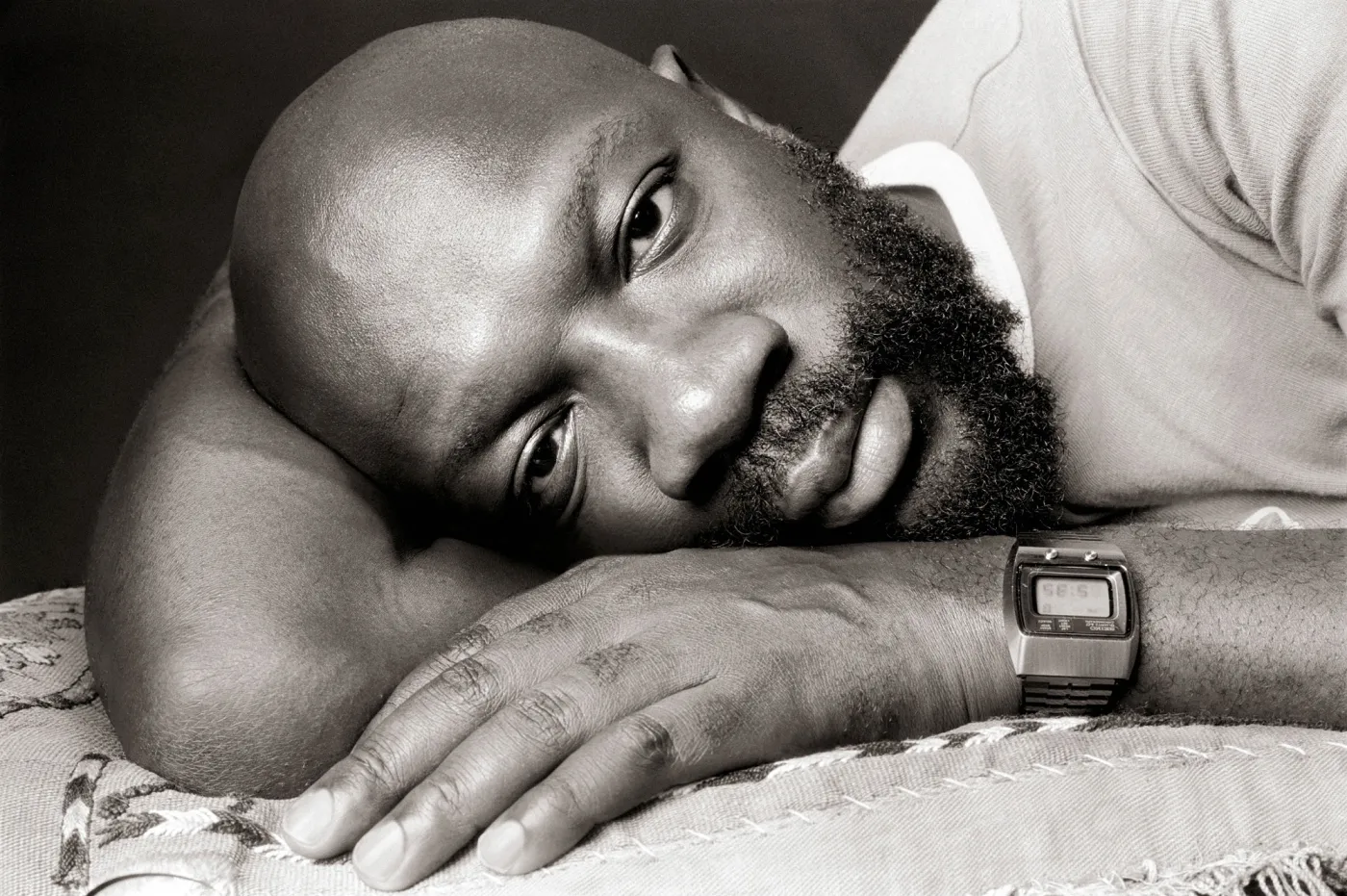 5551554-isaac-hayes.jpg