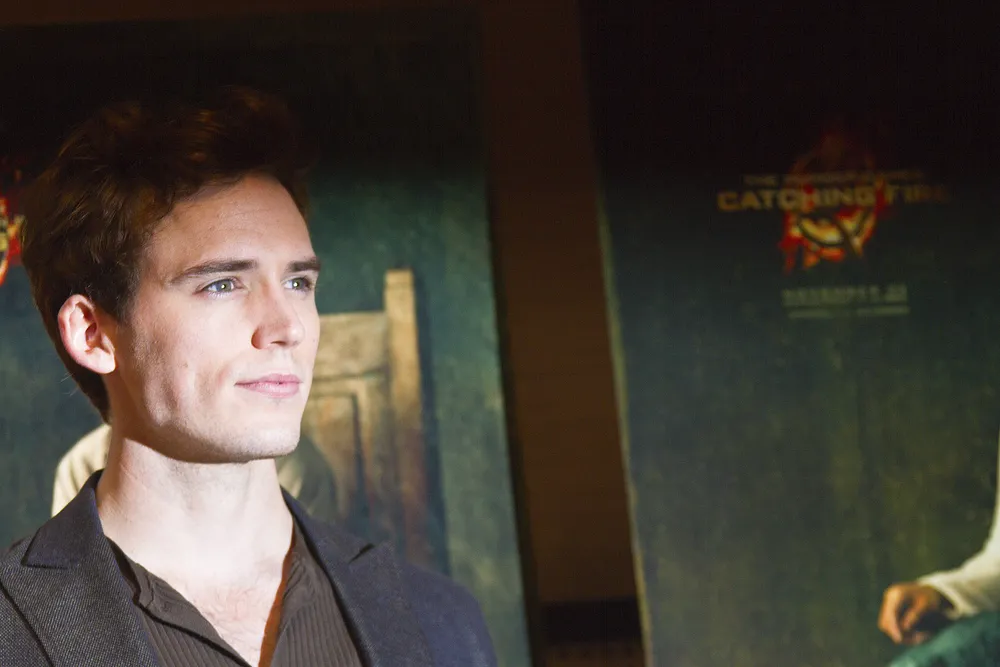 5589643-sam-claflin.jpg
