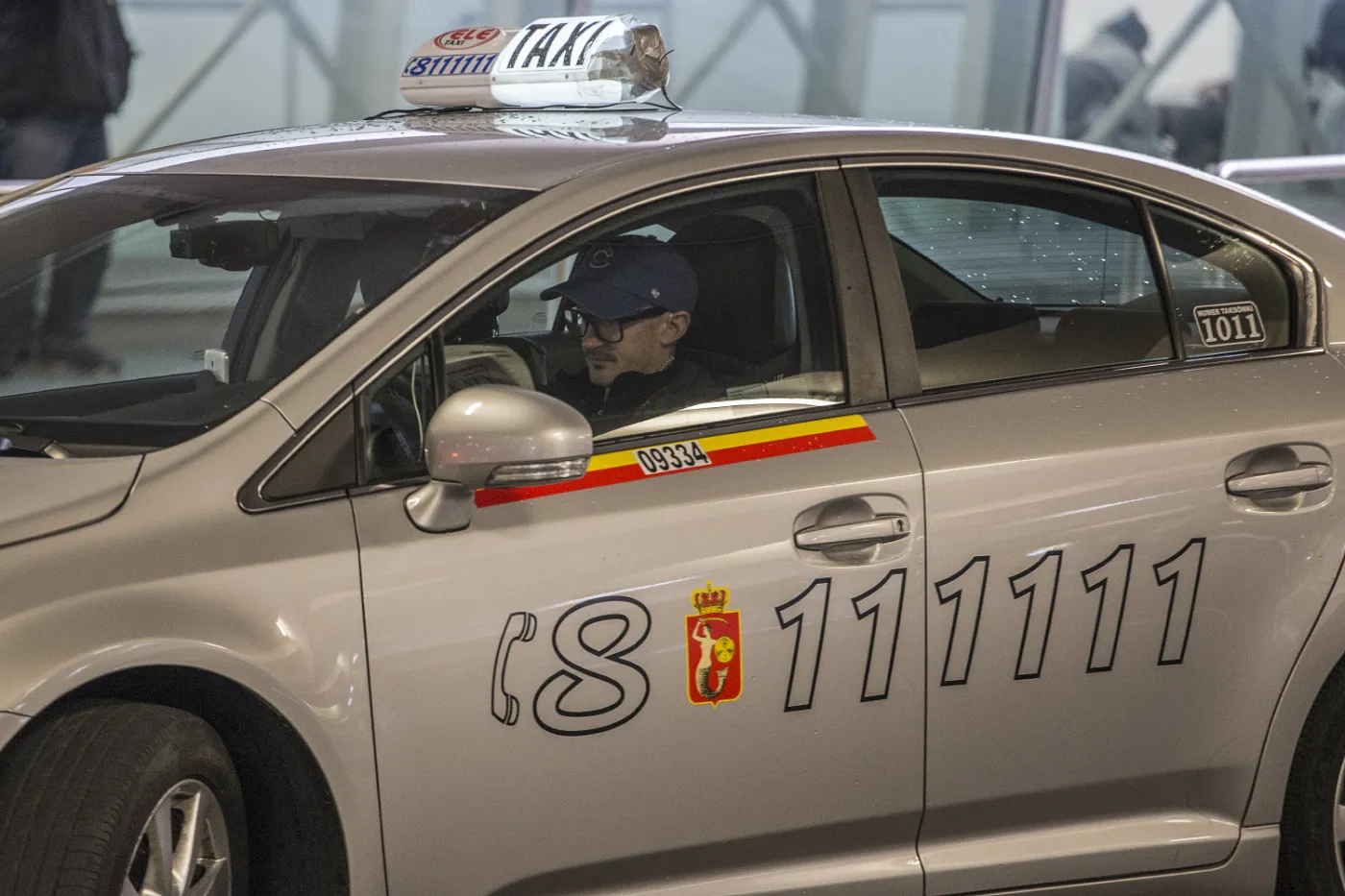 Adam Małysz dorabiał na taksówce. Woził ludzi po Warszawie. WIDEO