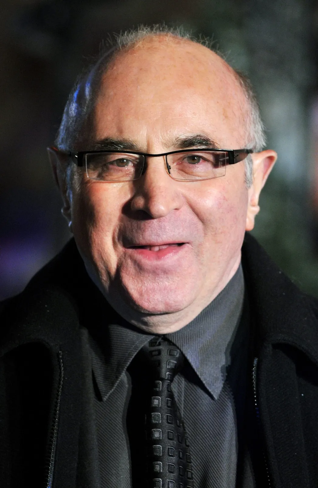 6228912-bob-hoskins.jpg