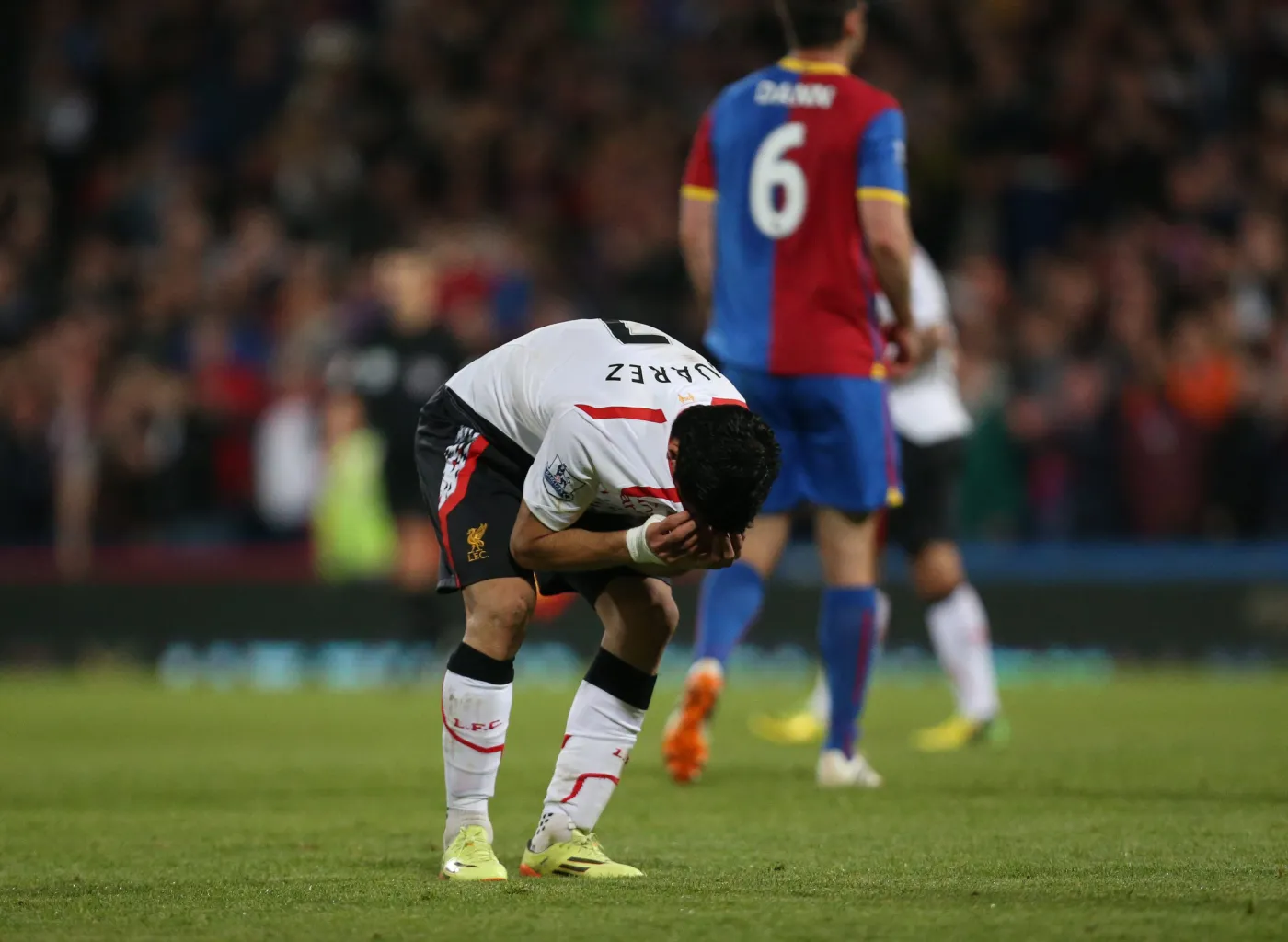 Liga angielska: Z nieba do piekła. Mistrzostwo nie dla Liverpoolu? WIDEO