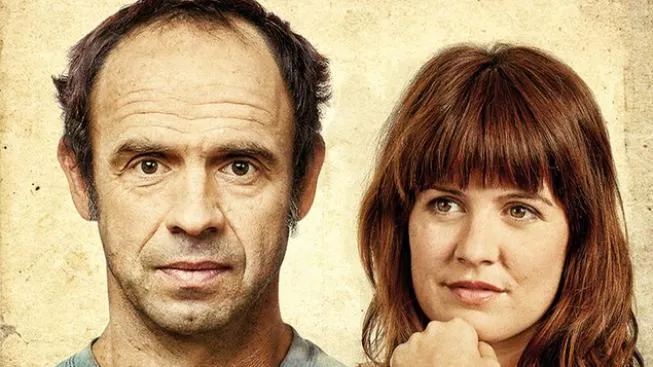 "Bella Mia" jak seksistowski dowcip o blondynce