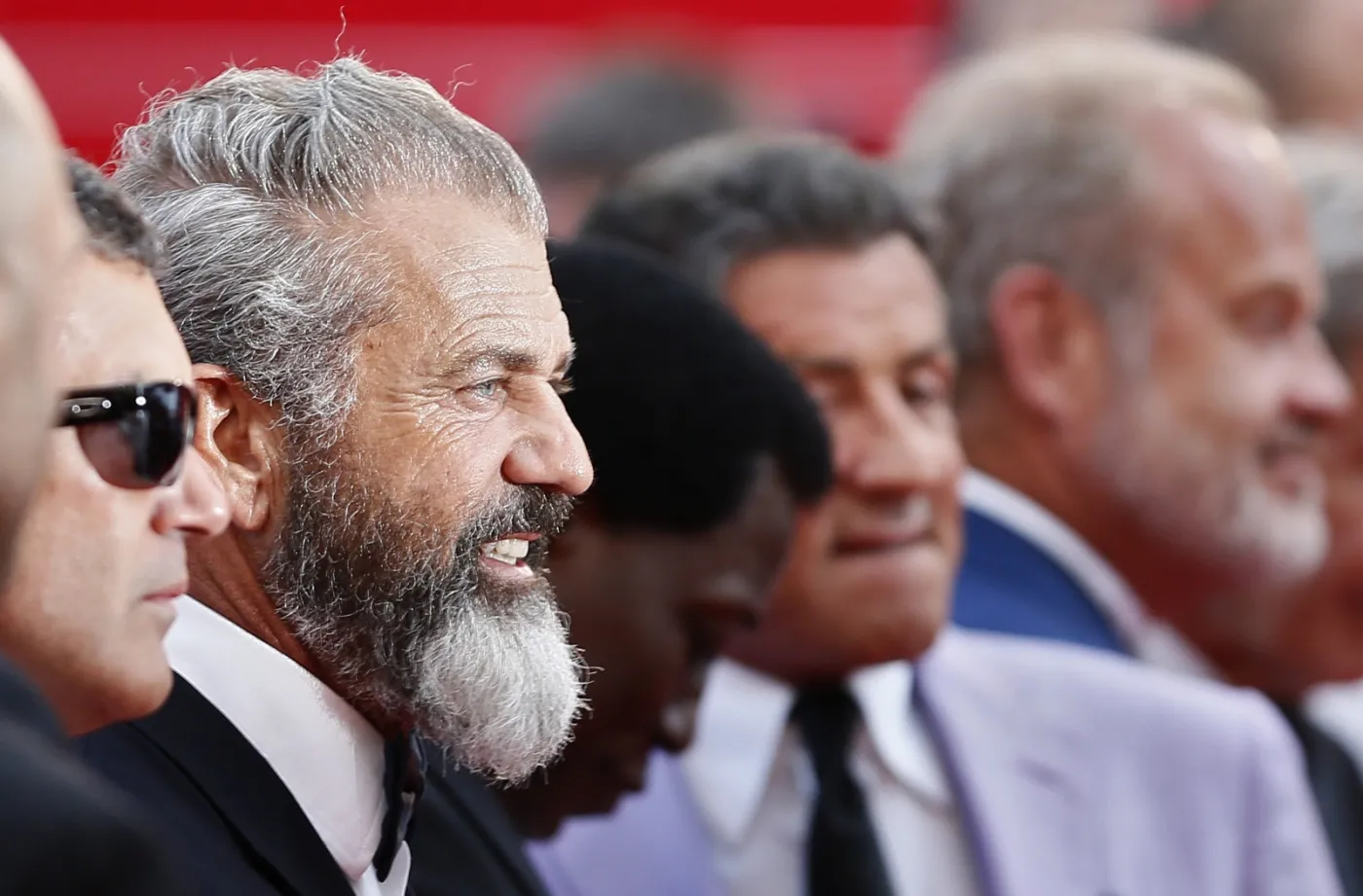 6304303-mel-gibson.jpg