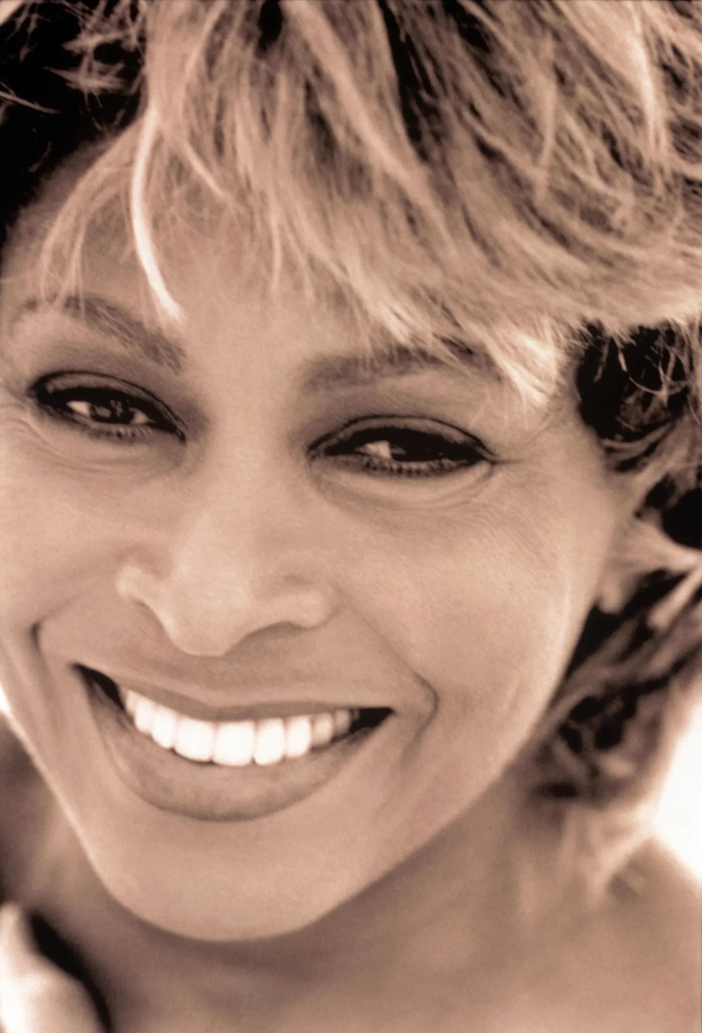 5897974-tina-turner.jpg