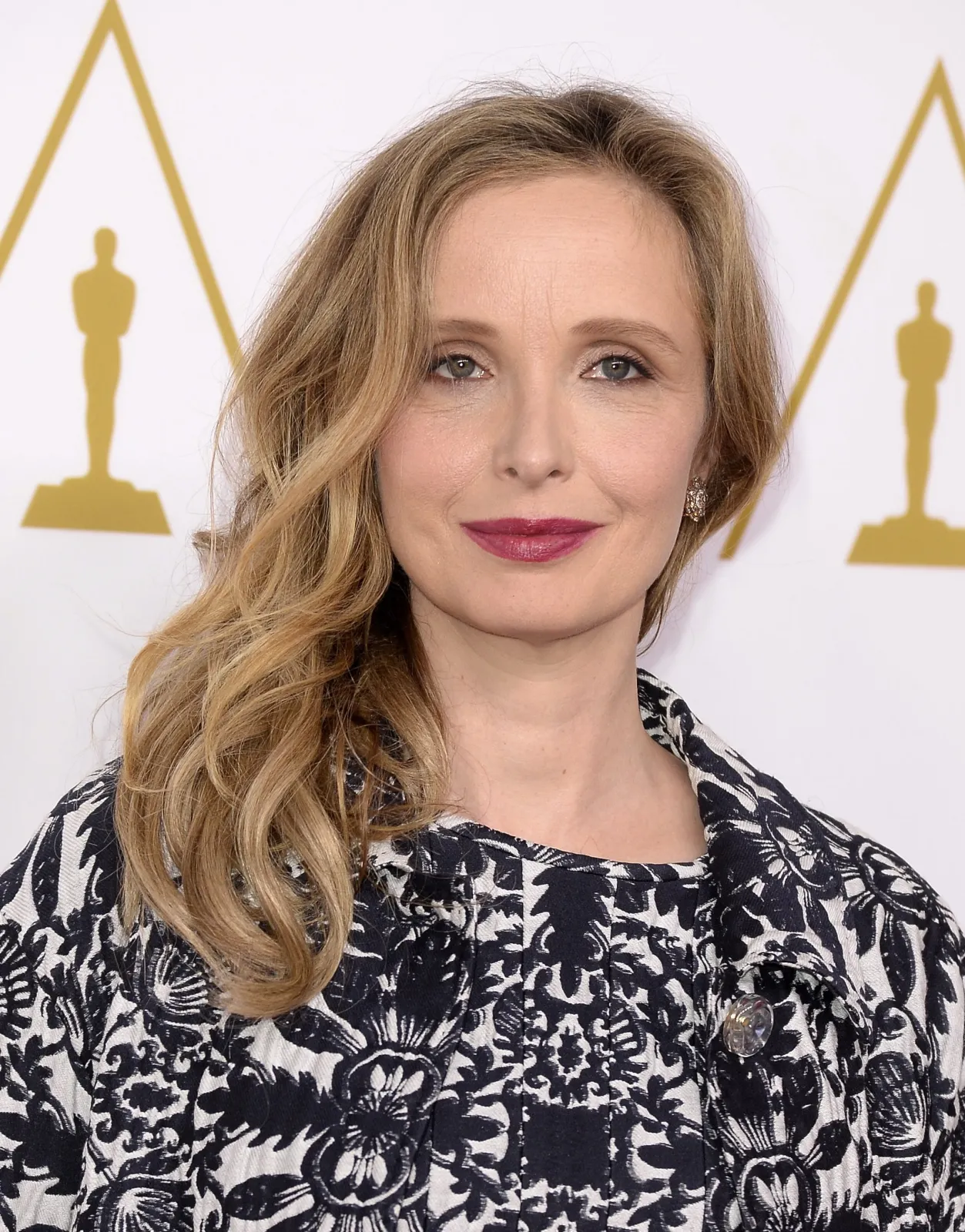 5926932-julie-delpy.jpg