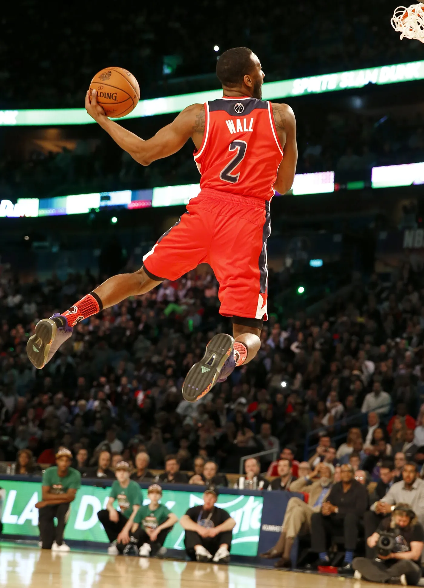 NBA All Star Weekend: John Wall wygrał konkurs wsadów. WIDEO