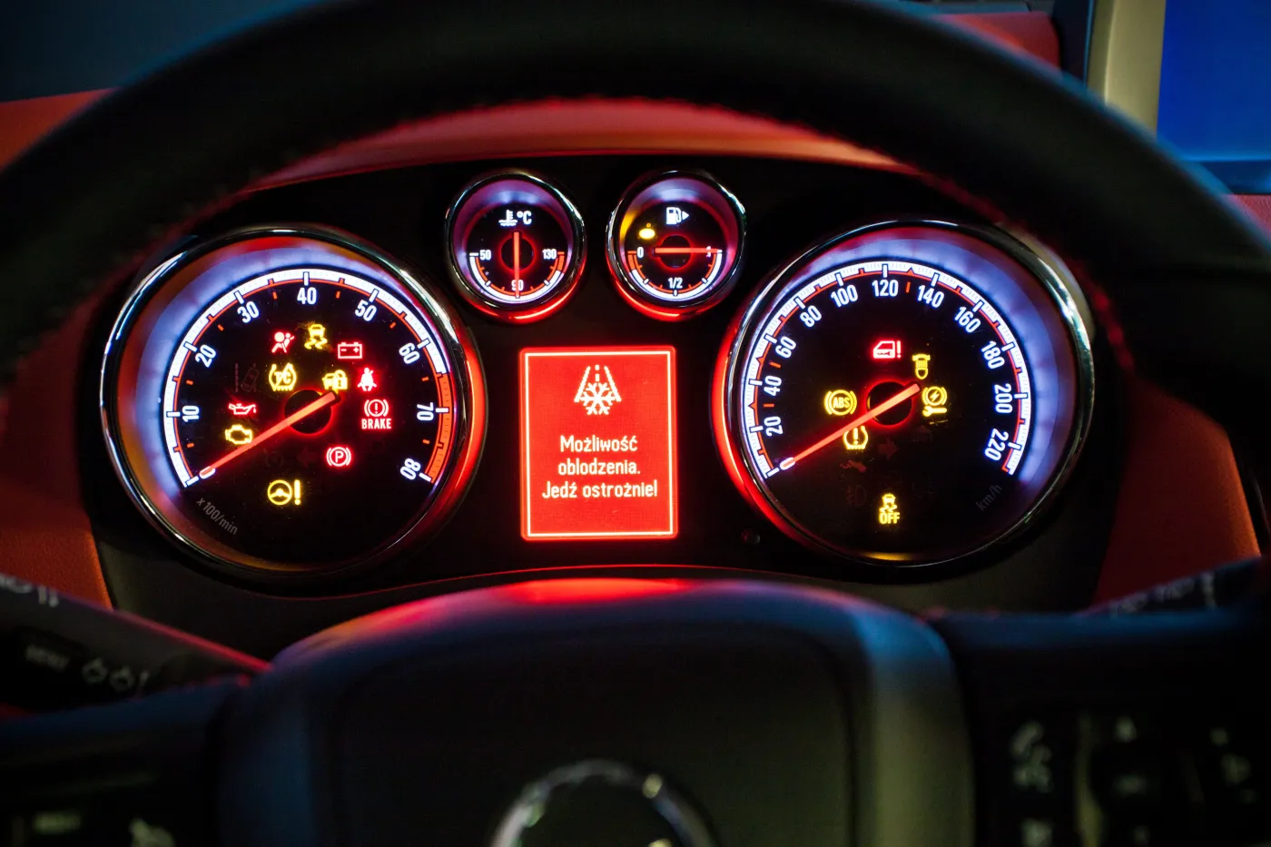 Trwałe i używane? Oto najbardziej niezawodne samochody. Raport na 2014 rok