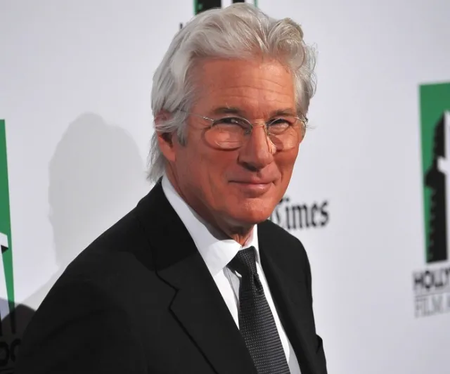 Richard Gere straci dach nad głową?