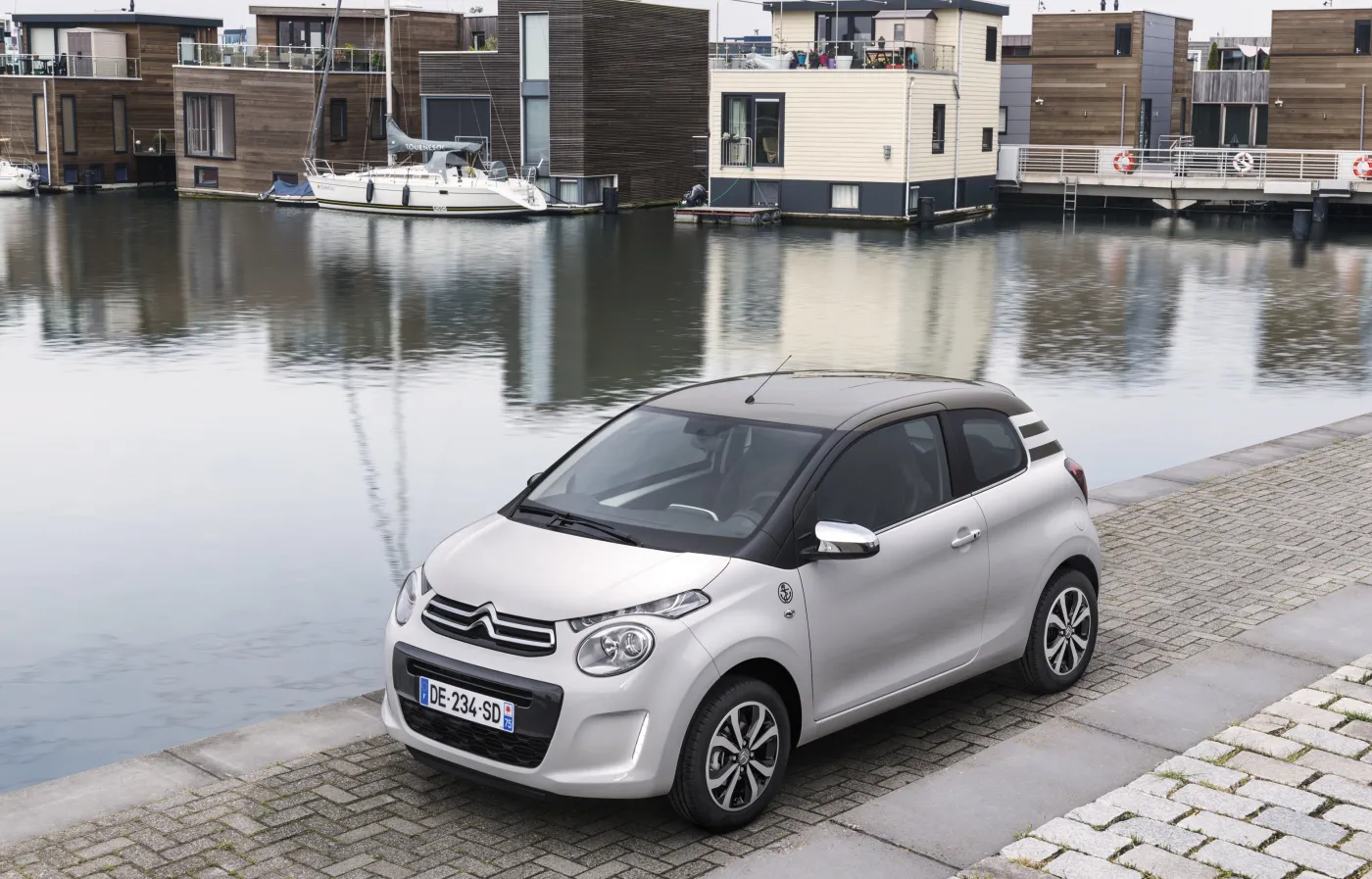 6552573-citroen-c1.jpg