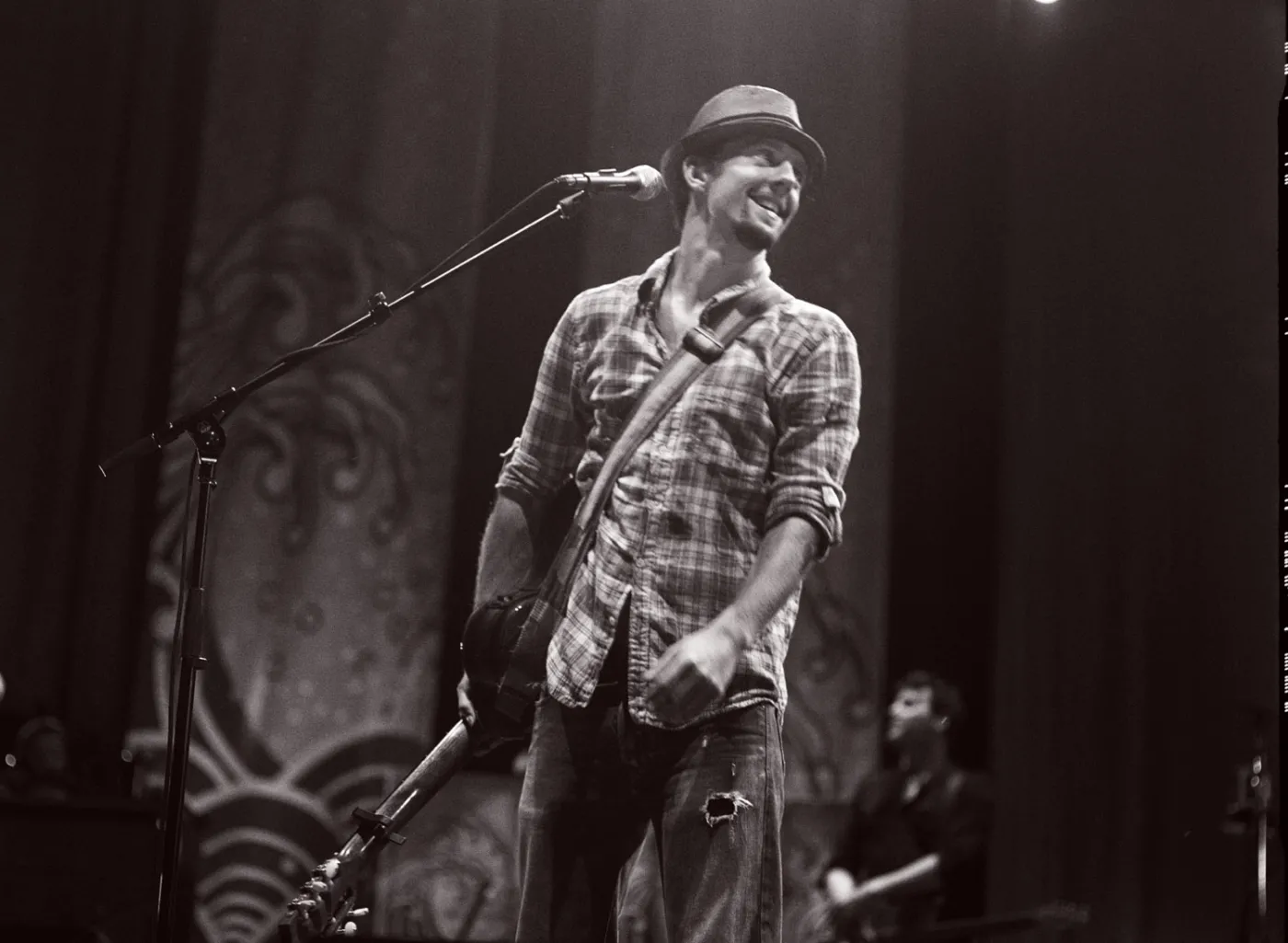4805219-jason-mraz.jpg