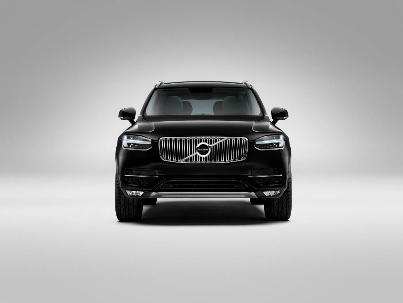 6721180-volvo-xc90.jpg