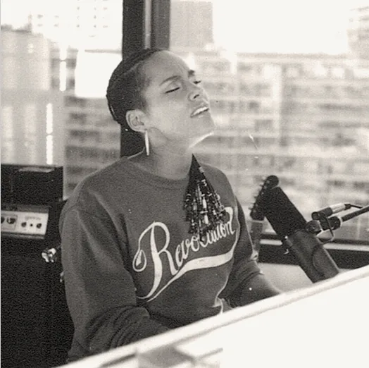 6778110-alicia-keys.png