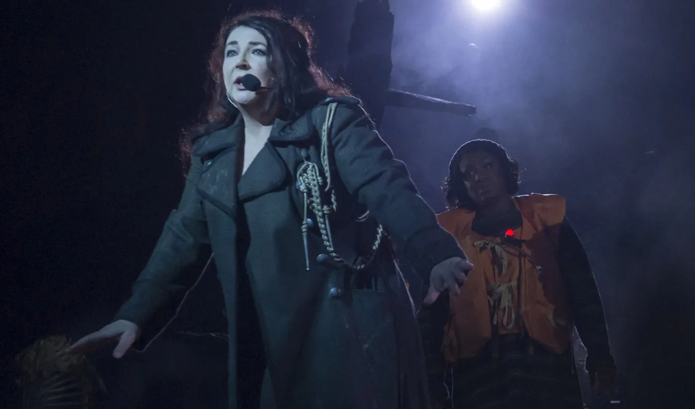 Kate Bush wróciła po 35 latach i znów zachwyca [ZDJĘCIA. WIDEO]