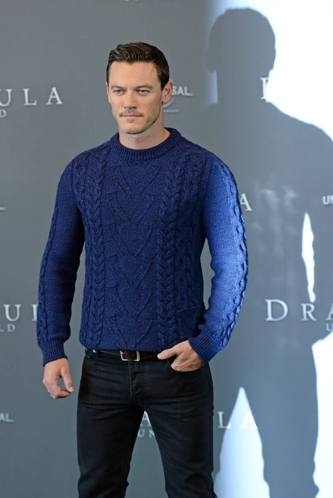 6814617-luke-evans.jpg