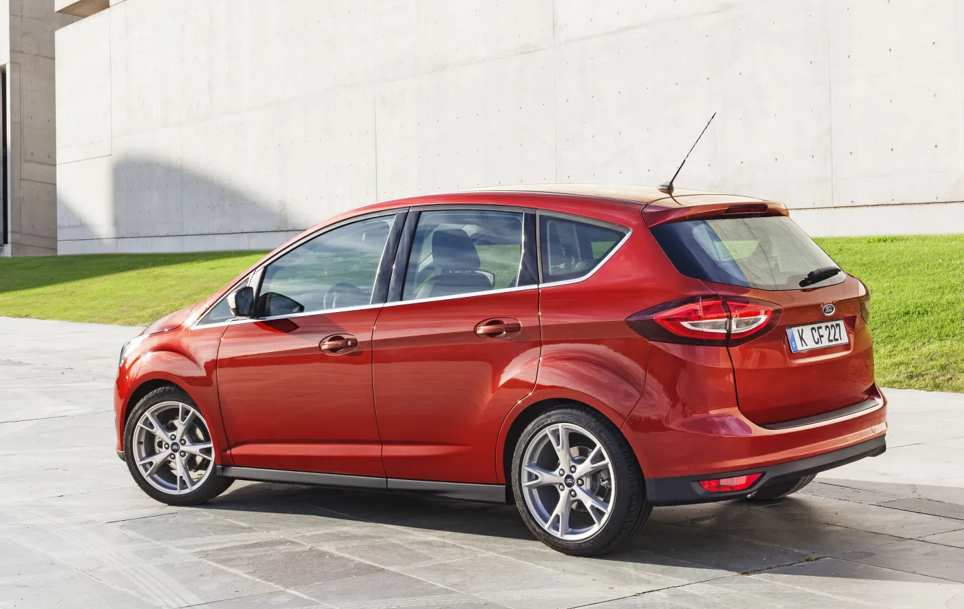 6815268-ford-c-max.jpg