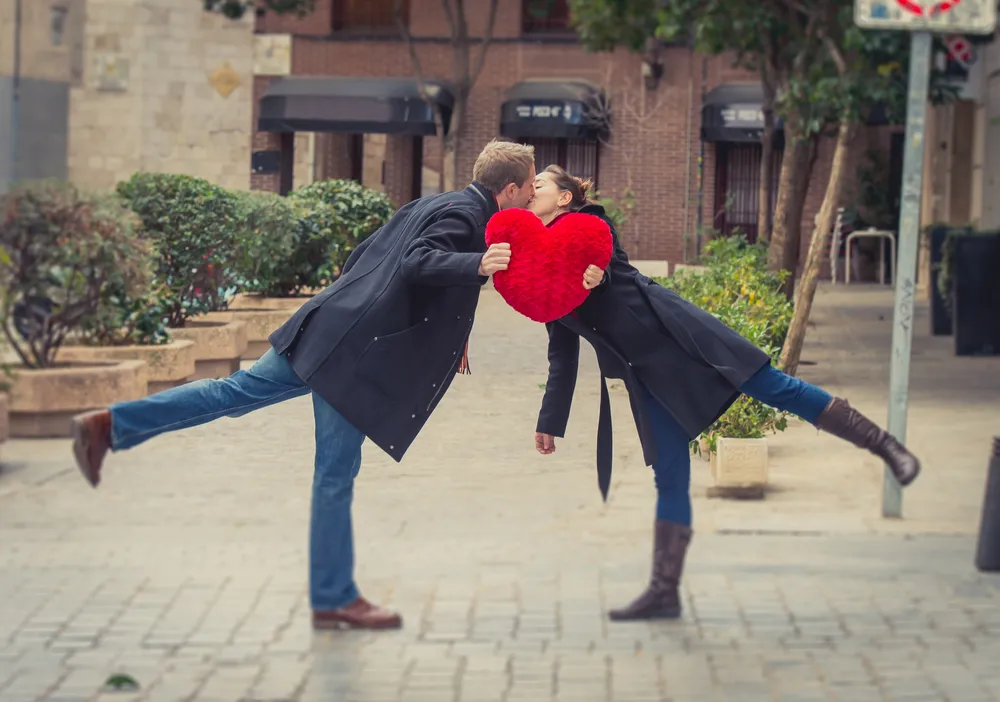 Rozbudź wszystkie zmysły!  4 SUPERoryginalne pomysły na Walentynki w Krakowie