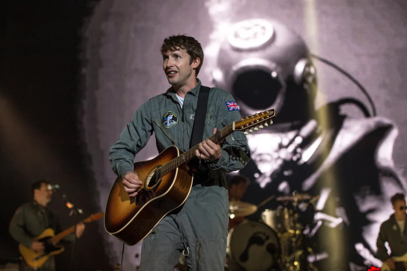 6470484-james-blunt.jpg