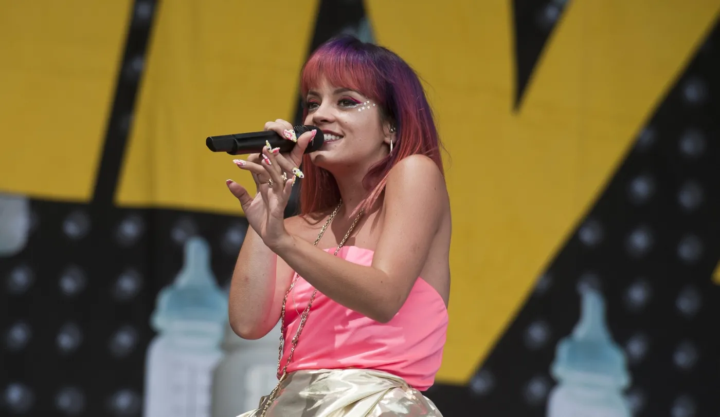 6495735-lily-allen.jpg