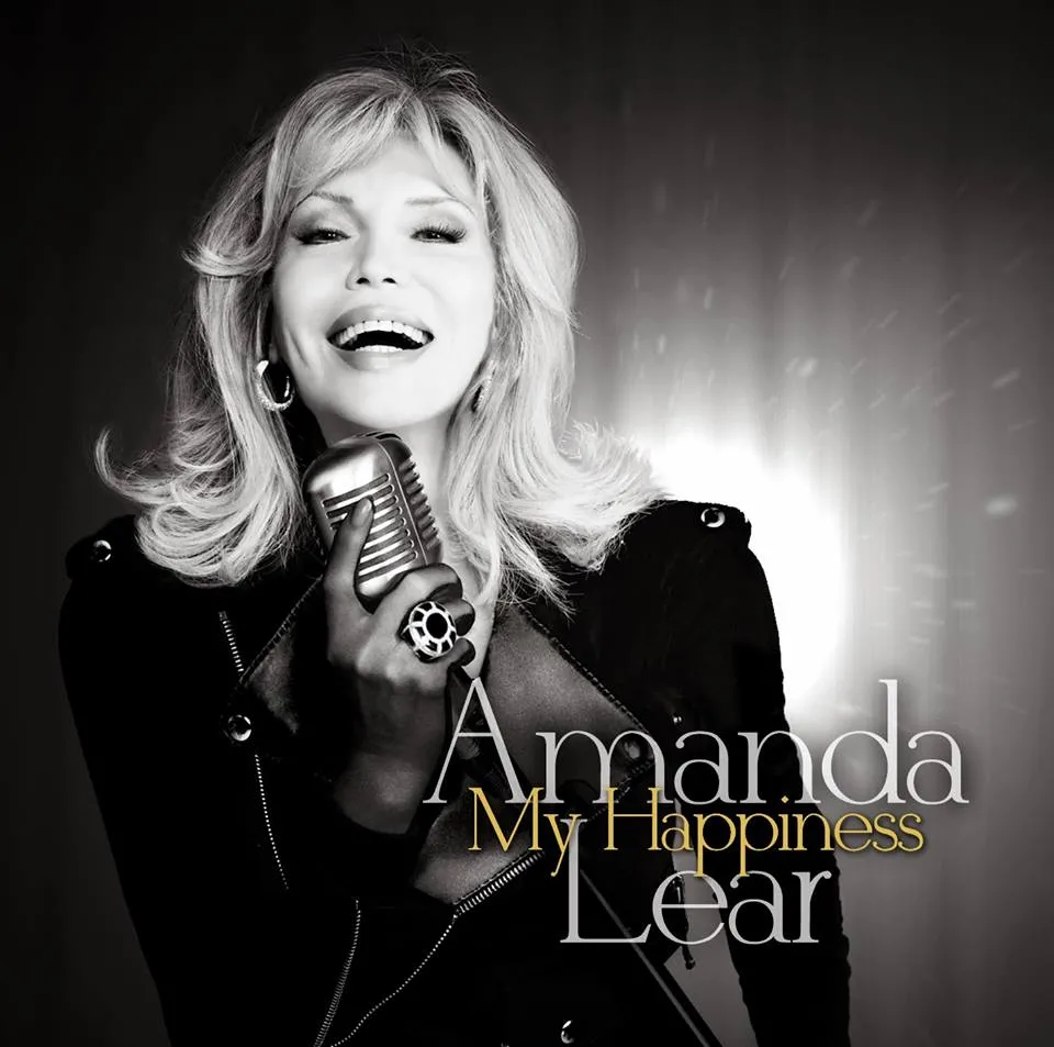 7111276-amanda-lear.jpg