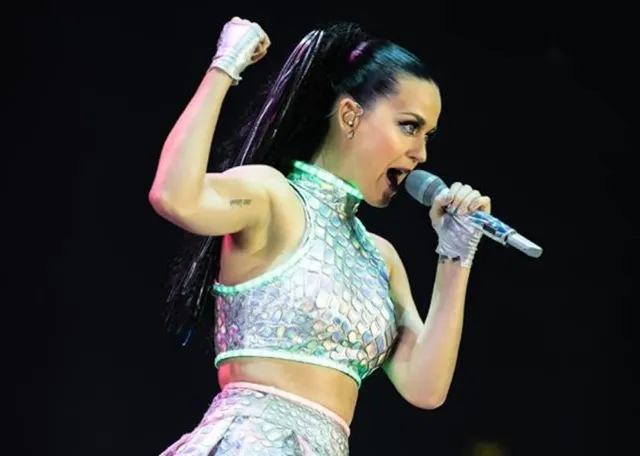 Katy Perry oficjalnie gwiazdą Super Bowl