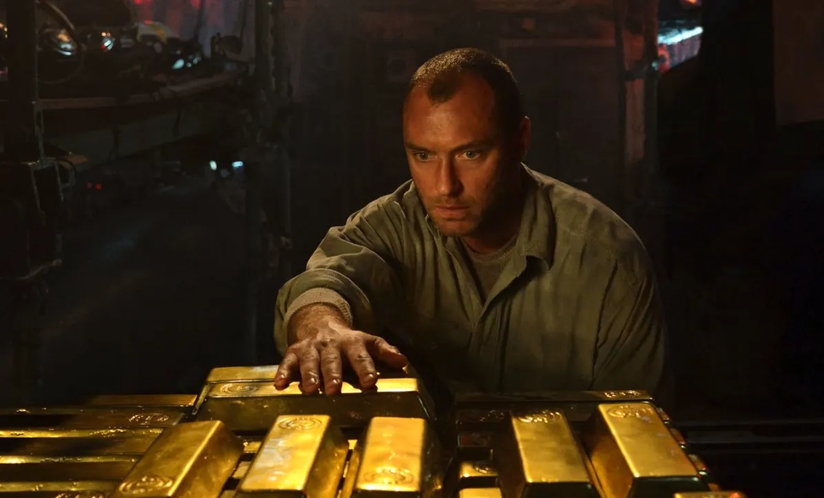 Jude Law szuka skarbu nazistów – wreszcie jest zwiastun "Black Sea"