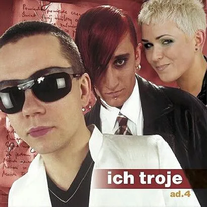6942446-ich-troje.jpg
