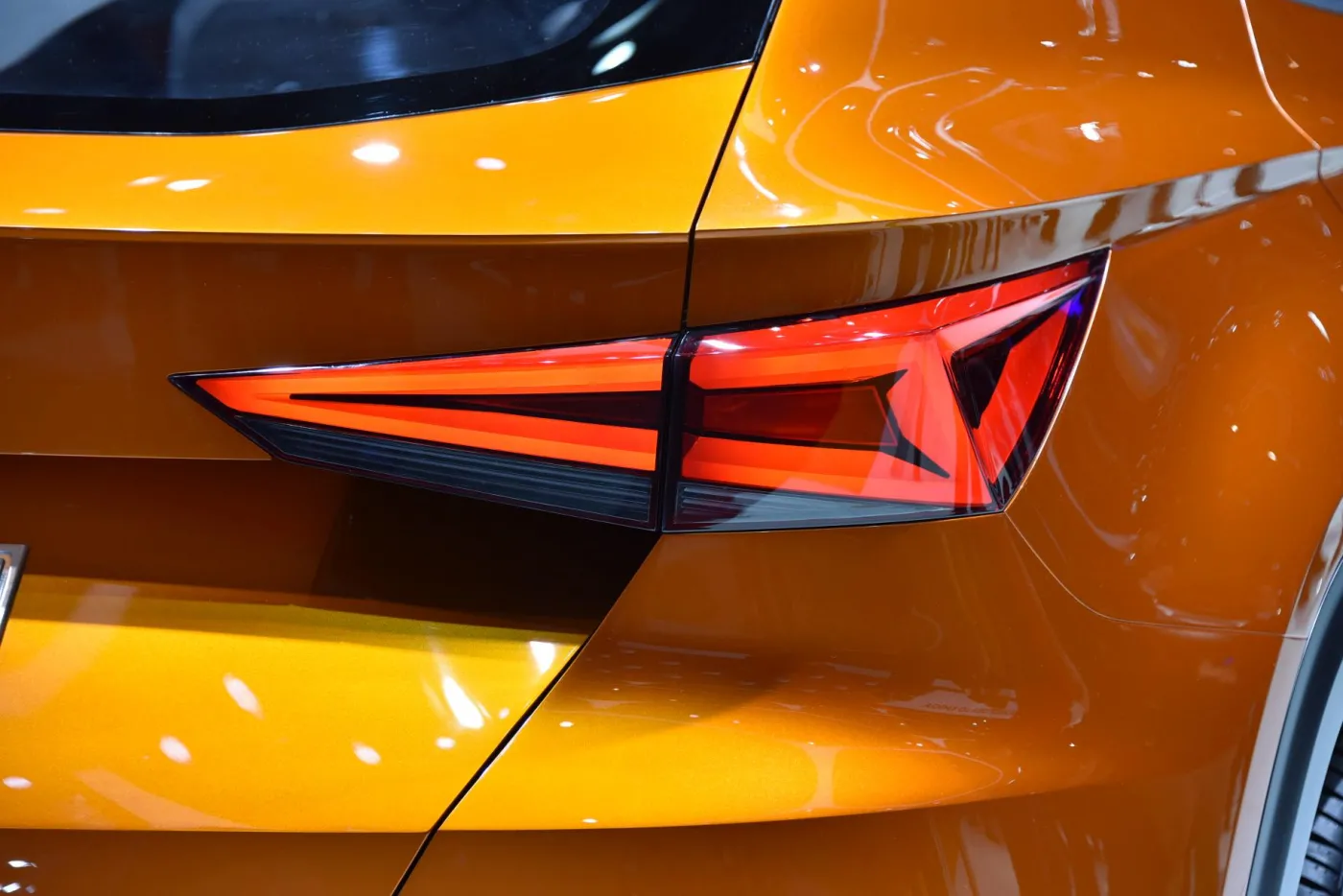 Pierwszy SUV Seata ujawniony! Zobacz zdjęcia 20V20 ze sceny w Genewie