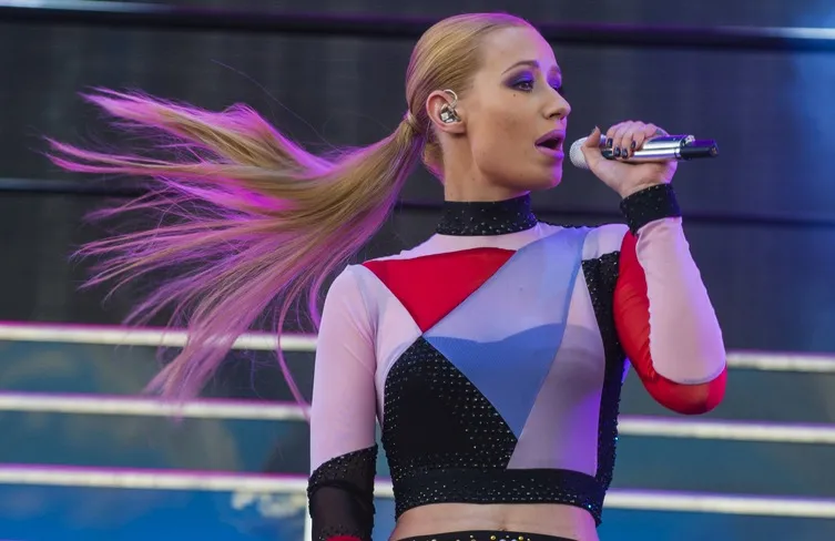 Iggy Azalea: Miałam ochotę każdego zdzielić w gębę
