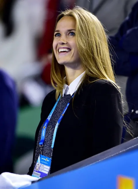 7352871-kim-sears.jpg