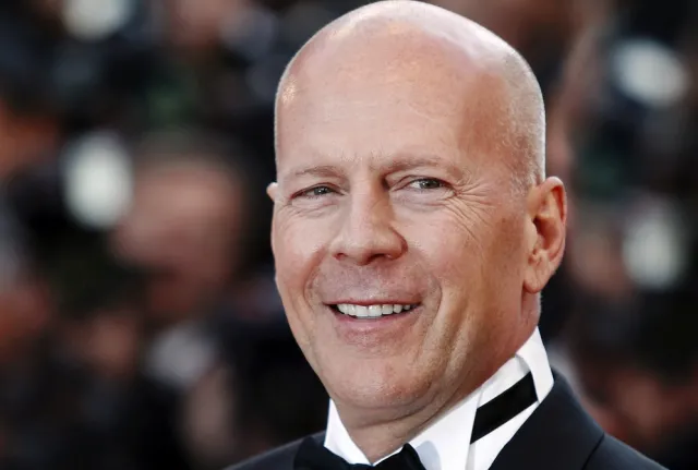 Bruce Willis wreszcie znalazł odpowiednią kobietę – to Gina Carano