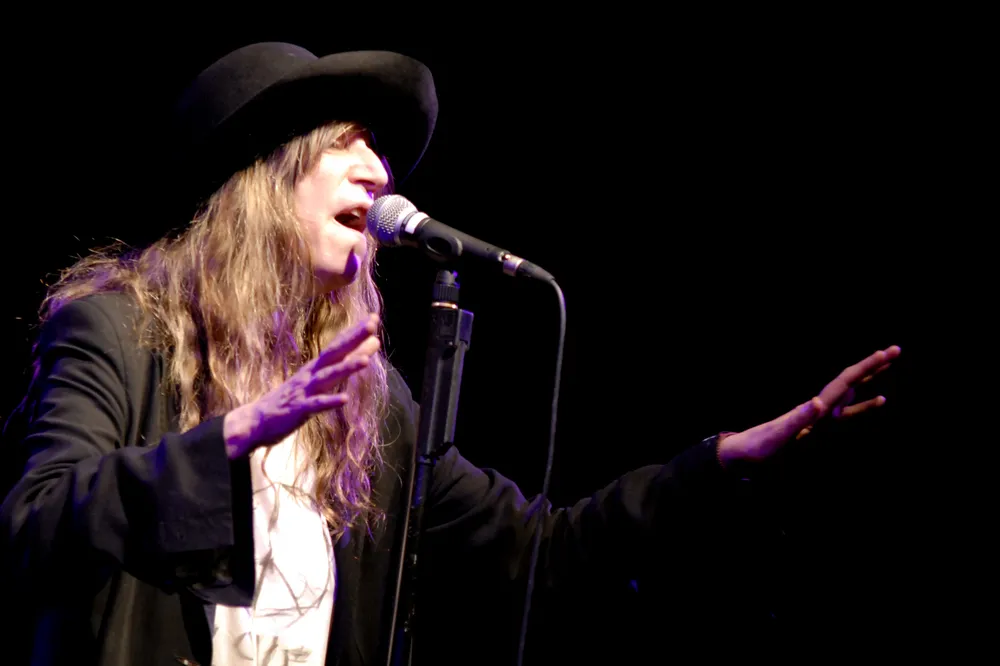 8064471-patti-smith.jpg
