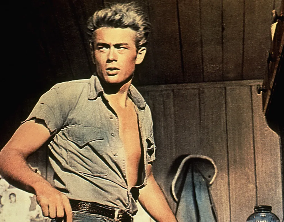 8121071-james-dean.jpg