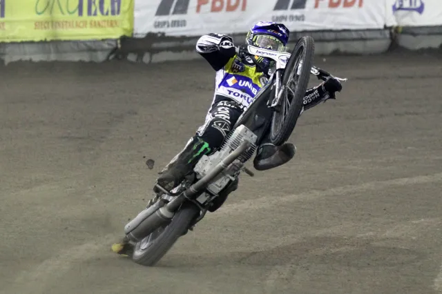 Stan Darcy'ego Warda jest stabilny. Żużlowiec ma przerwany rdzeń kręgowy