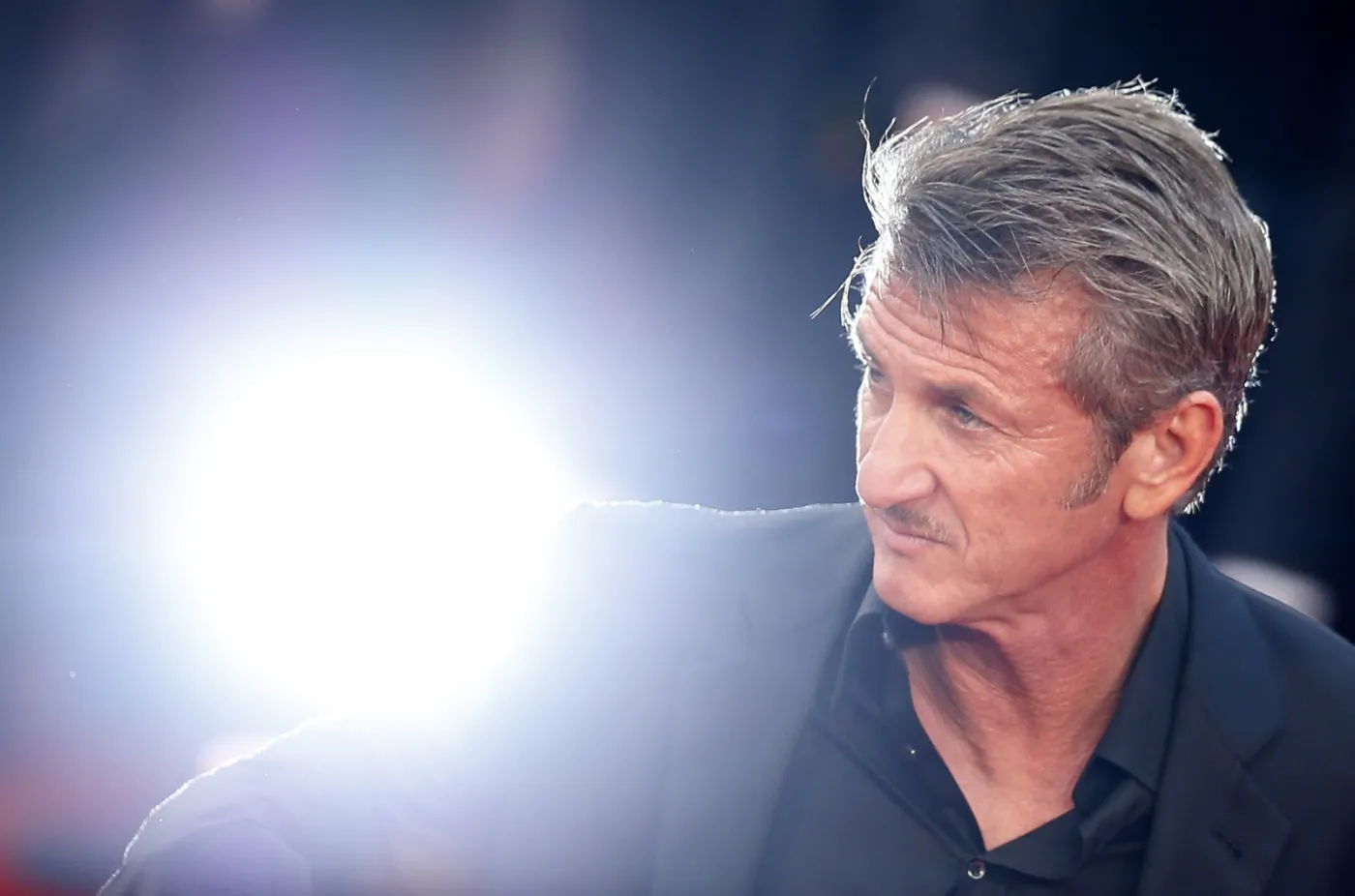 7769230-sean-penn.jpg