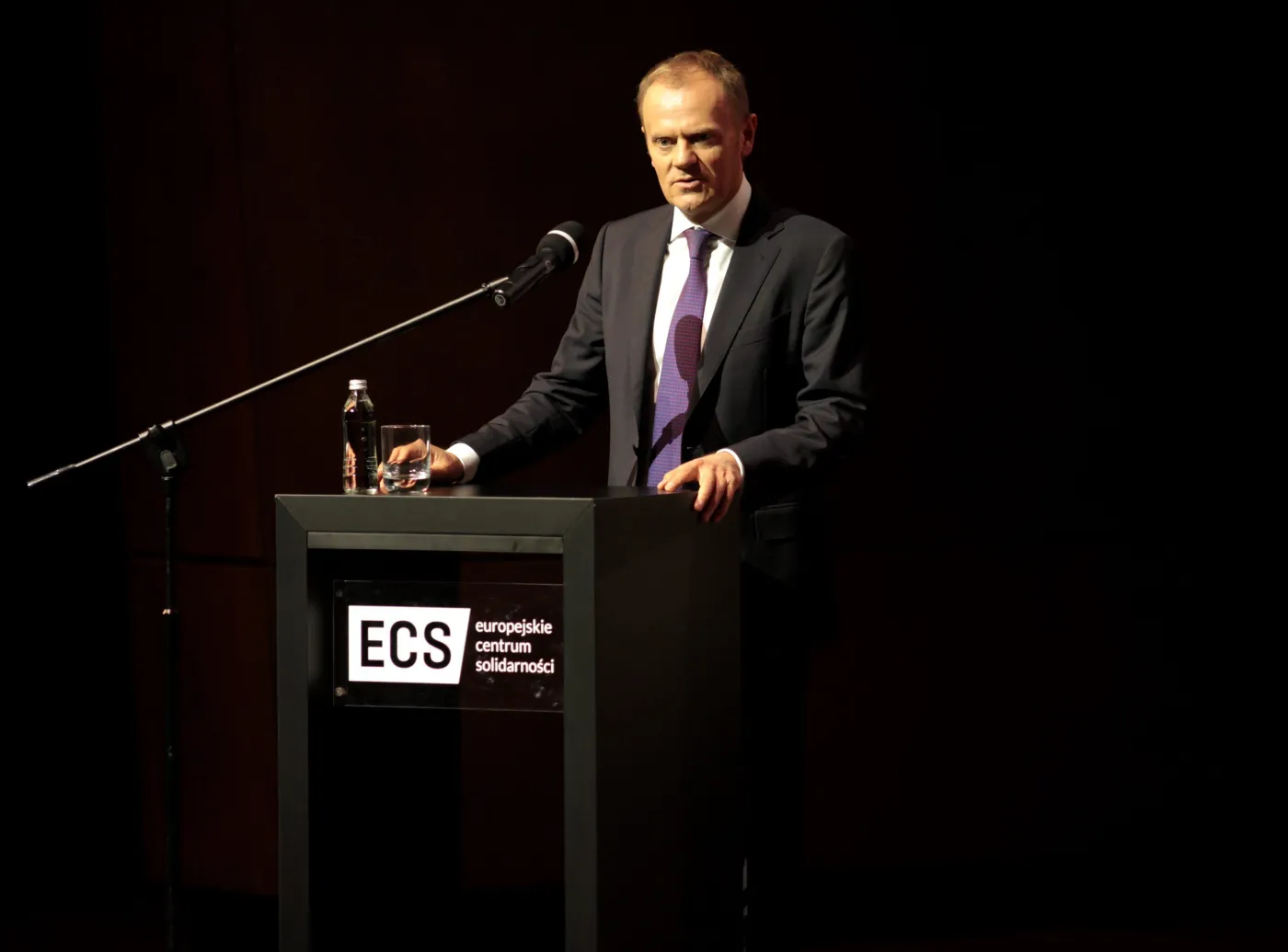 Europoseł PiS złożył skargę na Tuska, ale rzecznik Tuska odrzuca zarzuty